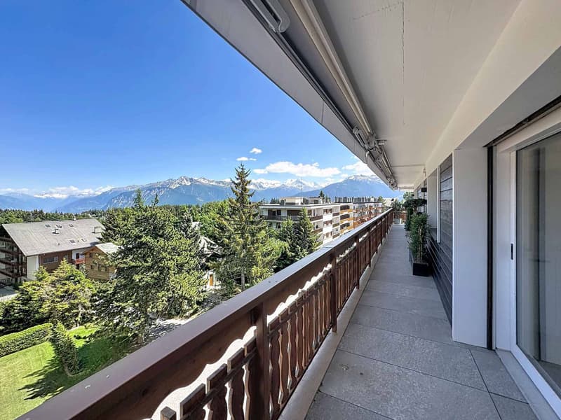 Situation exceptionnelle au cur de Crans avec vue panoramique (4)