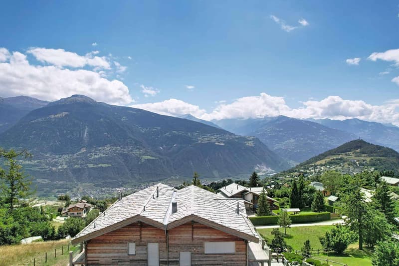 Parcelle d'exception avec permis de construire en force (5)