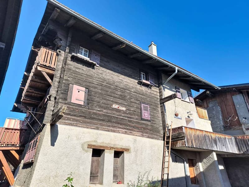 Duplex à rénover au cur de Chermignon-d'en-Haut (2)