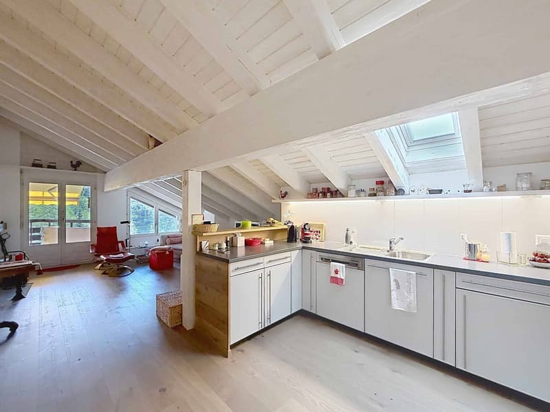 En exclusivité - Appartement en semi-attique, coup de coeur de 2.5 pièces (4)