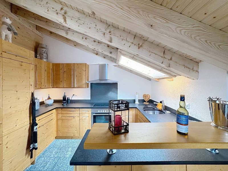 Très beau 4.5 pièces en duplex/attique avec très belle vue sur les Alpes (5)