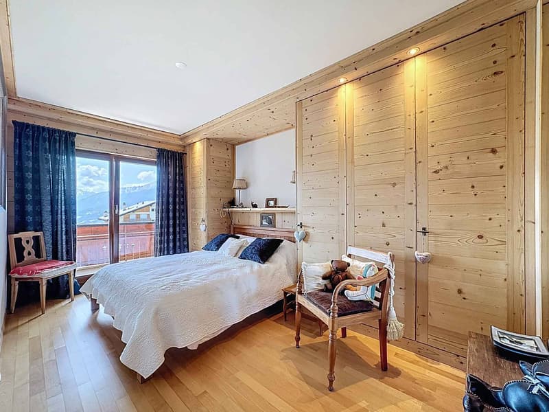 EXCLUSIVITE - Bel appartement de 4.5 pièces avec vue (10)