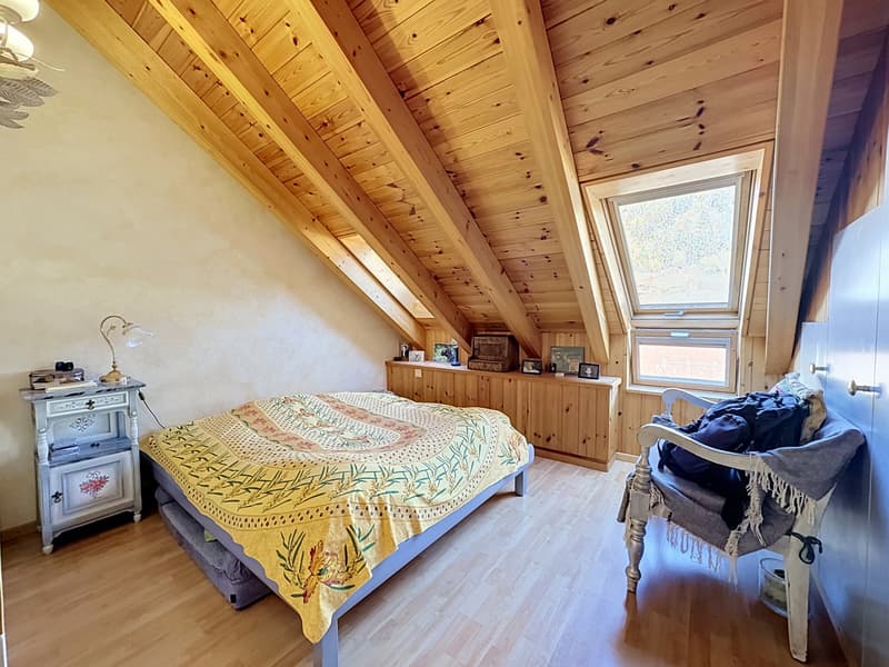 Très bel appartement de 4.5 pièces en plein centre avec magnifique rooftop (9)