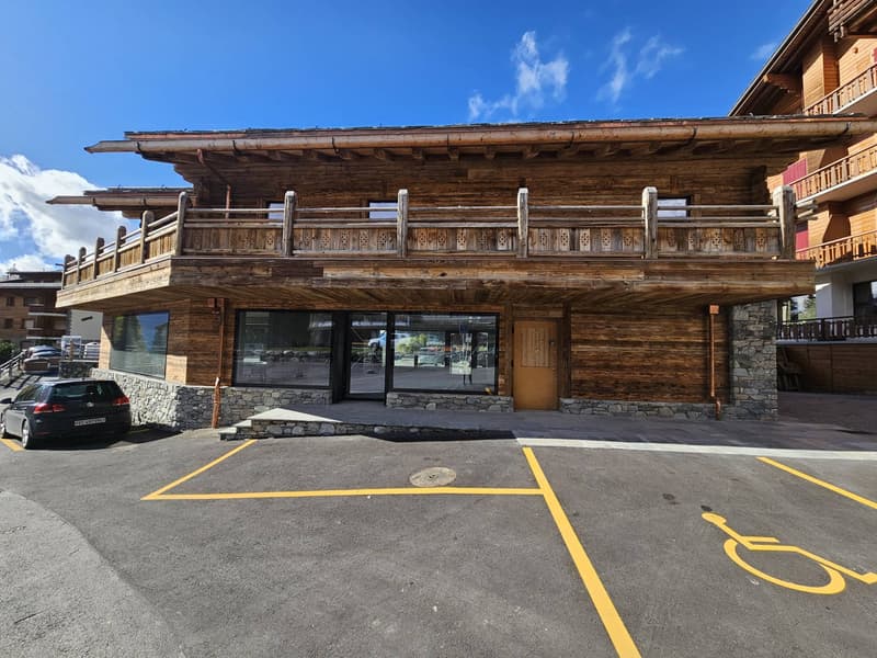 Au cur de Verbier, place centrale - Superbe immeuble mixte (6)
