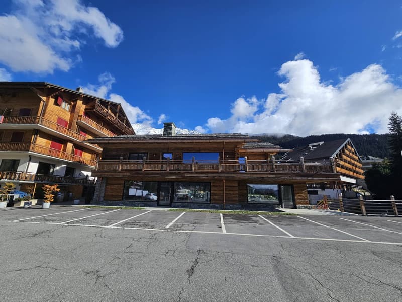 Au cur de Verbier, place centrale - Superbe immeuble mixte (3)
