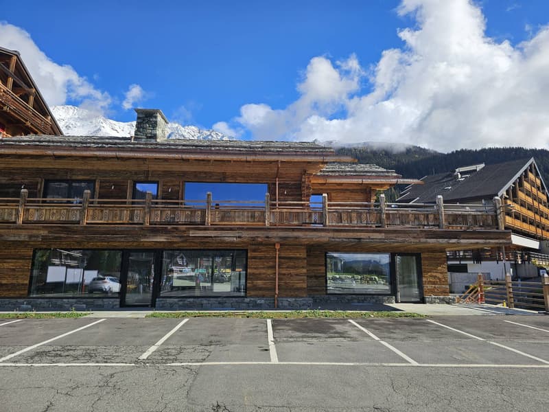 Au cur de Verbier, place centrale - Superbe immeuble mixte (2)