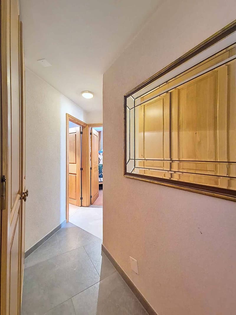 BEL APPARTEMENT 3 CHAMBRES 100 M2 - CENTRAL ET AU CLAME (11)