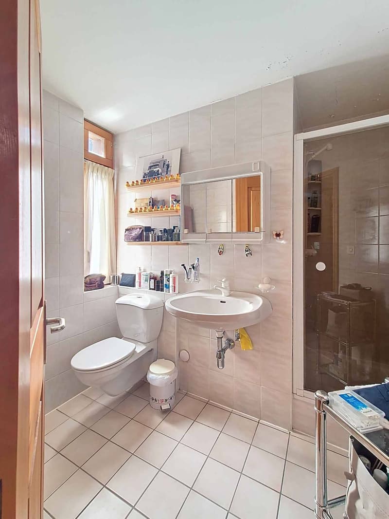 BEL APPARTEMENT 3 CHAMBRES 100 M2 - CENTRAL ET AU CLAME (9)