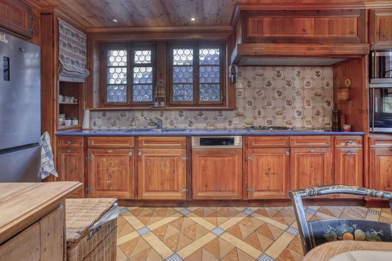 MAGNIFIQUE CHALET AUX ESSERTS  6 CHAMBRES (4)