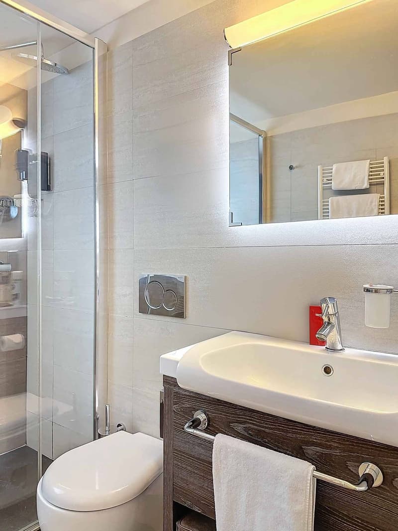 Appartement exclusif de 2,5 pièces, investissement attractif : appartement central à Zermatt avec utilisation hôtelière et personnelle (7)