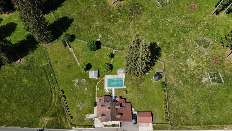 Propriété de caractère à proximité immédiate de l'Étang de la Gruère (12)