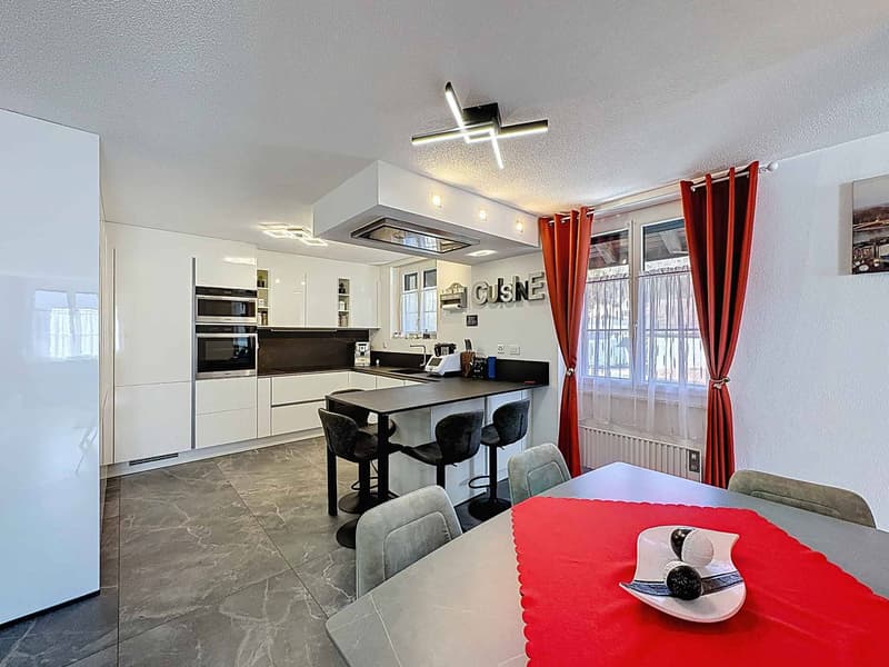 Duplex de charme au cur de Dombresson (2)