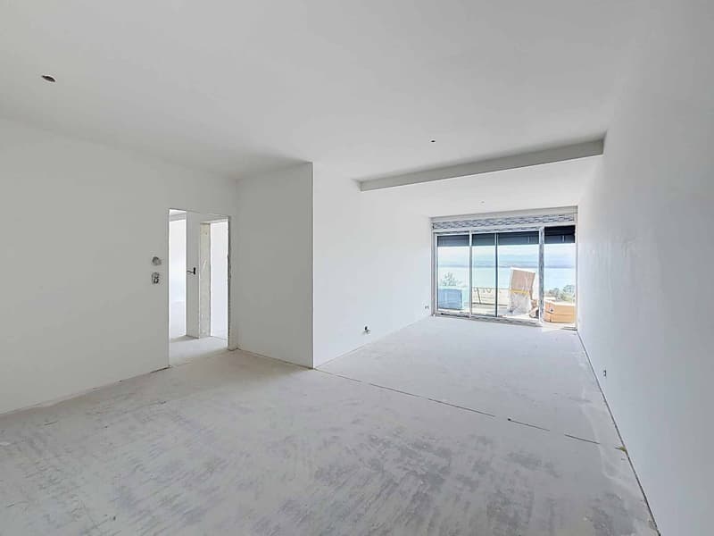 Appartement neuf de 3,5 pièces avec terrasse et vue panoramique (10)