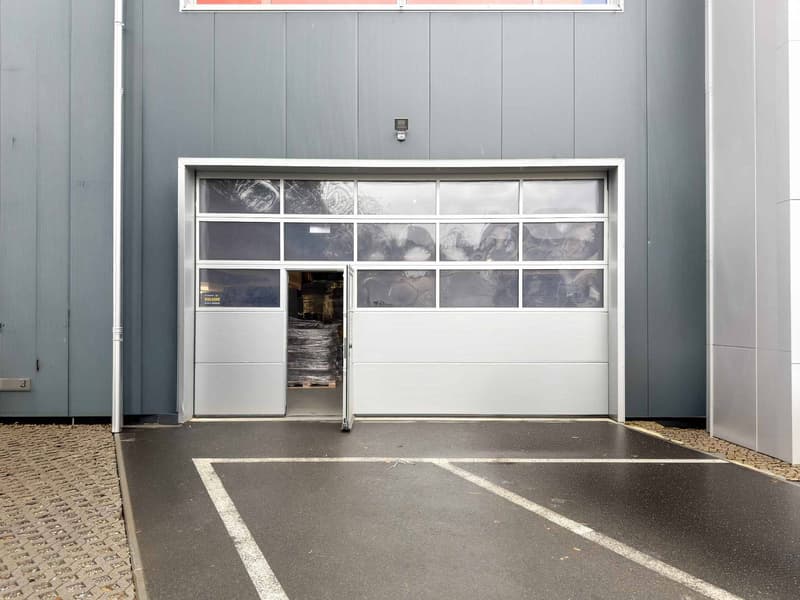 Magnifique surface artisanale de 505m2 de plain-pied (2)