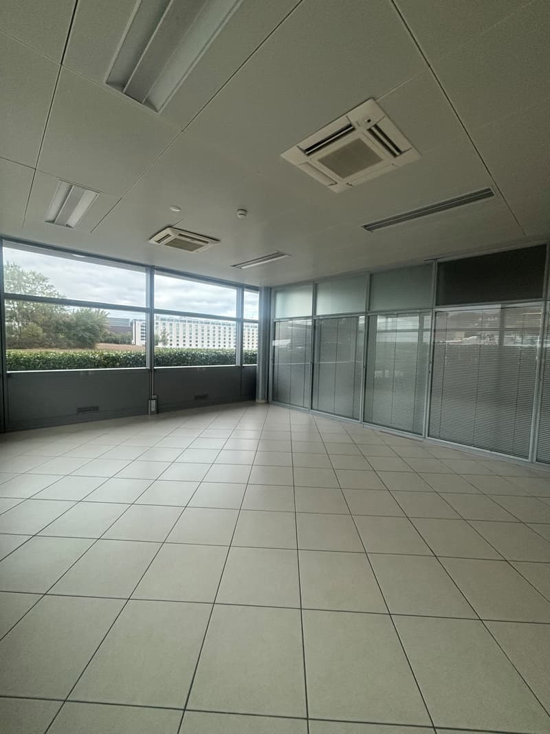 Bureaux 33m2 - Grand-Saconnex (1)