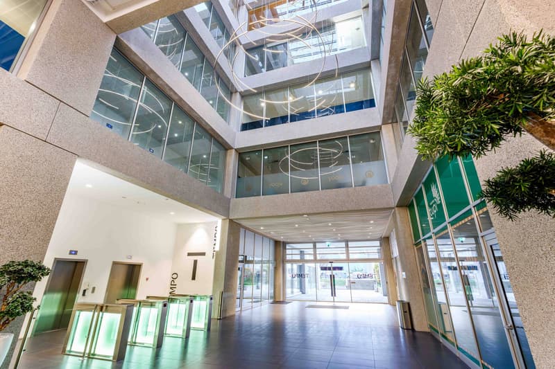 Surfaces administratives & high-tech  dès 275 m² (2)