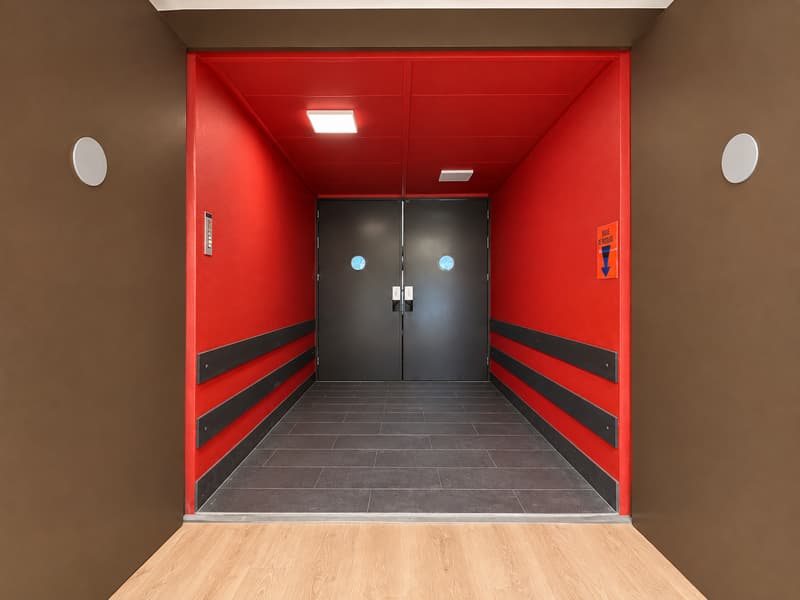 SURFACE DE BUREAUX, LOYER ATTRACTIF (4)