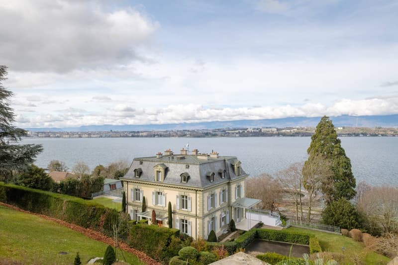 Magnifique appartement avec terrasse surplombant le lac (13)