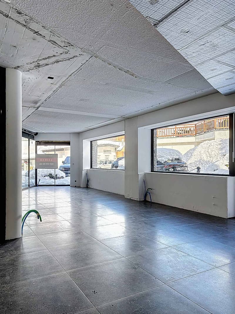 Espace Commercial Unique au Cur de Verbier (2)