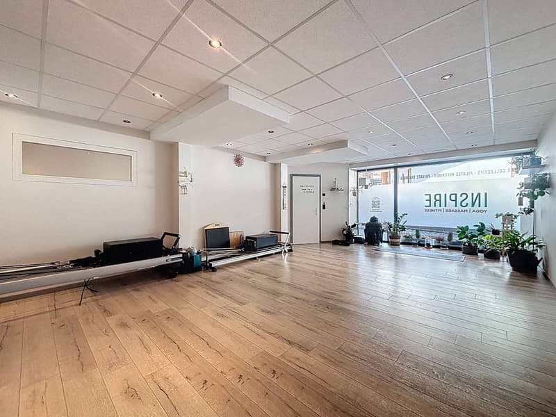 Espace commercial au cur de Verbier (1)
