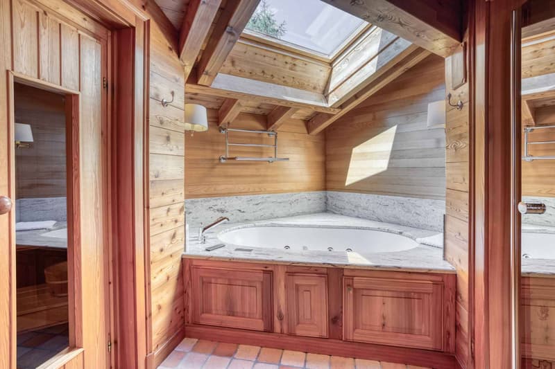 MAGNIFIQUE CHALET AUX ESSERTS 6 CHAMBRES (8)