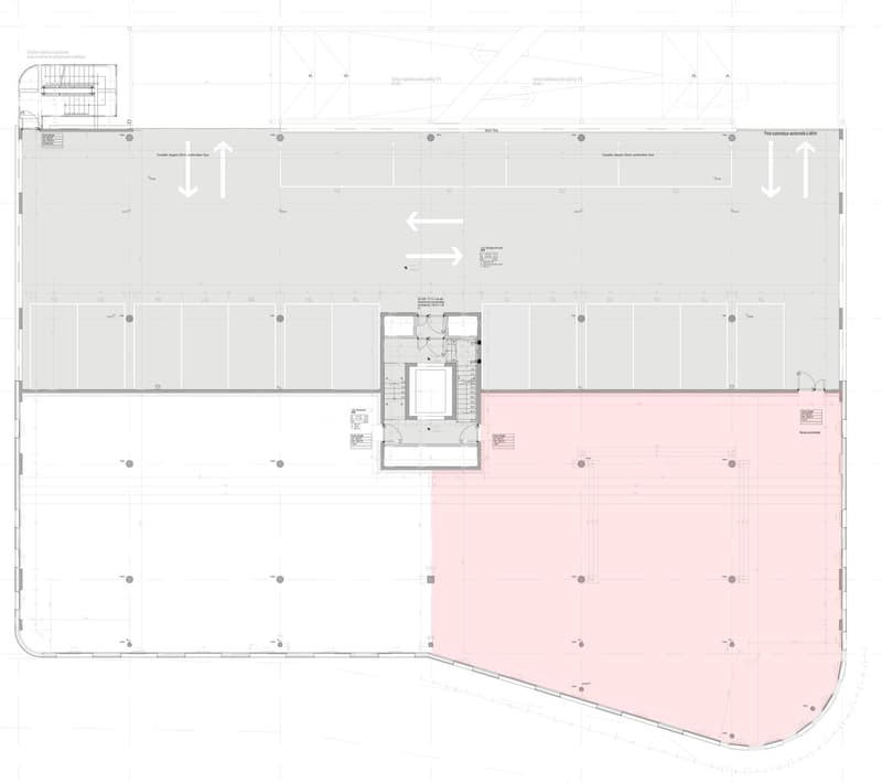 Atelier / Showroom de 350 m² à Meyrin (10)