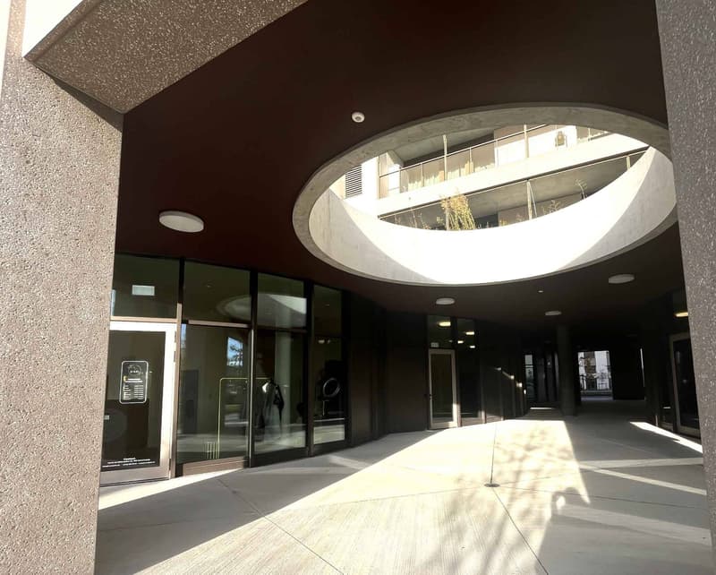 Bureaux modernes et lumineux  310 m² Gare de Lancy Bachet (6)