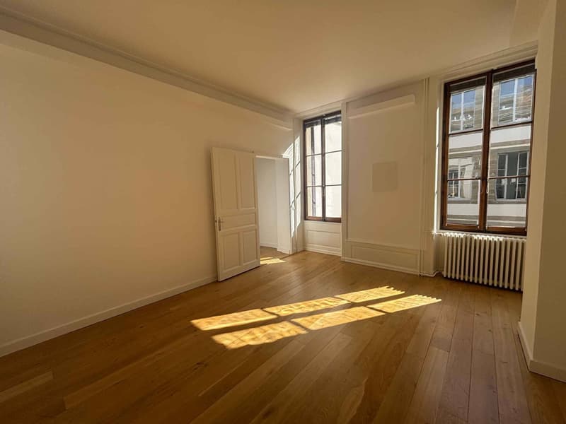 Bureaux 142 m² Centre-ville (6)