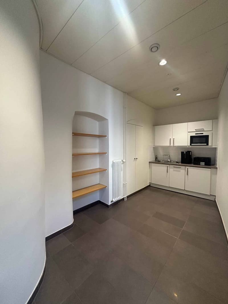 Bureaux 142 m² Centre-ville (8)