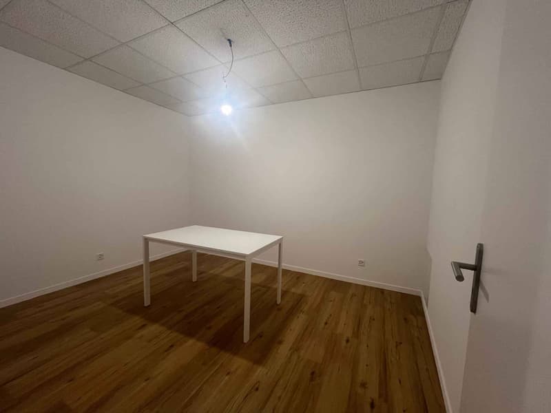 BUREAUX D'EXCEPTION DE 177 M² - RUE DE LA CROIX-D'OR (10)