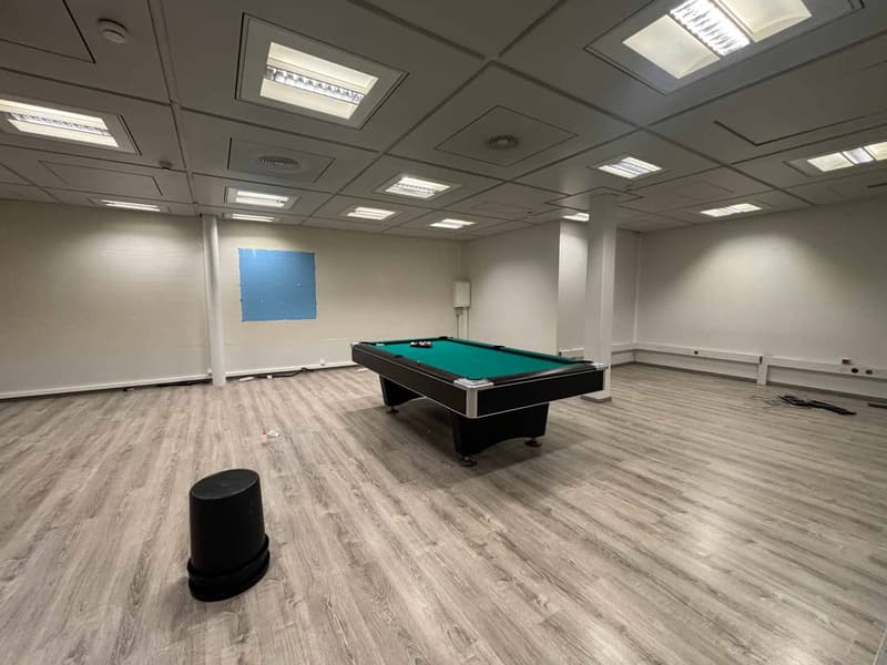 1 381 m² de bureaux à louer modulables et divisibles à partir de 37 m² (8)