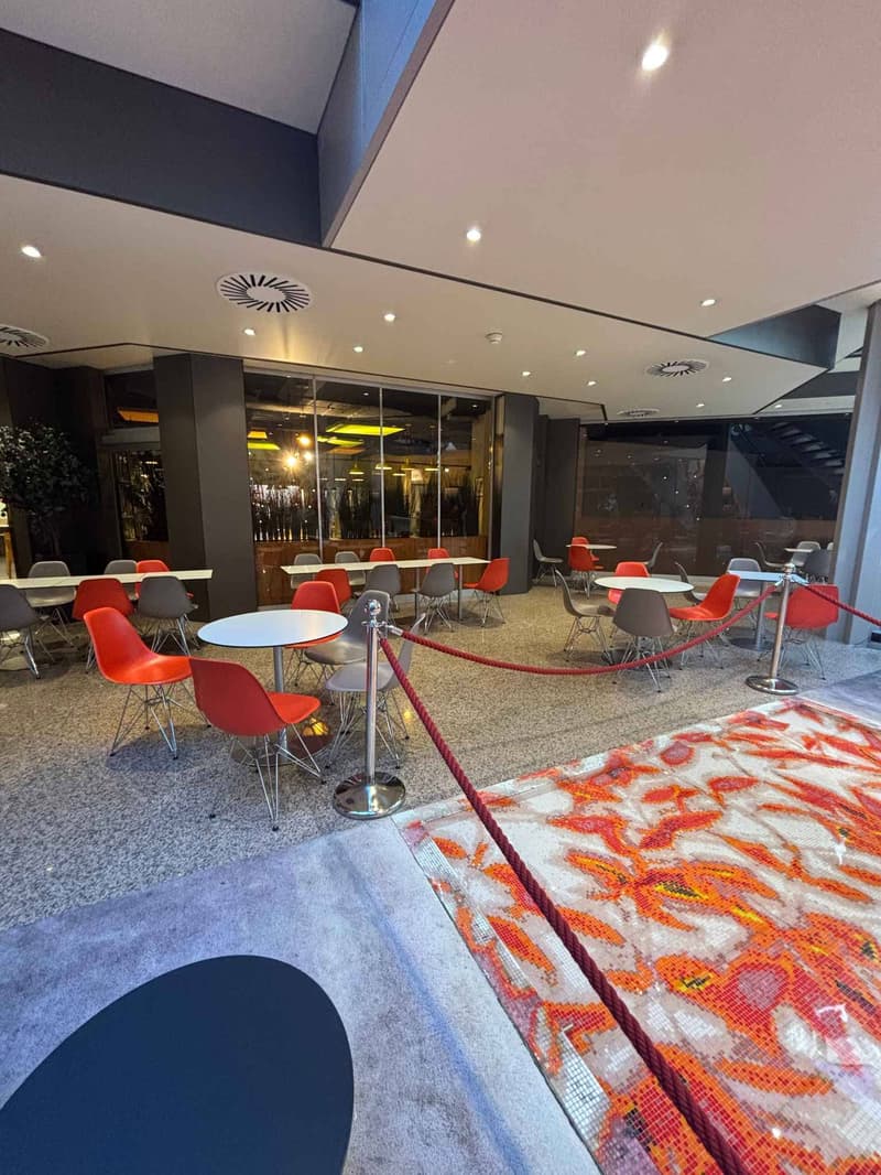 1 381 m² de bureaux à louer modulables et divisibles à partir de 37 m² (6)