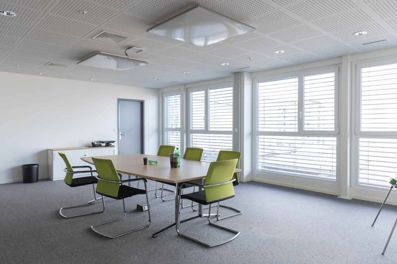 Bureaux 800 m2 - Proche ONU (4)