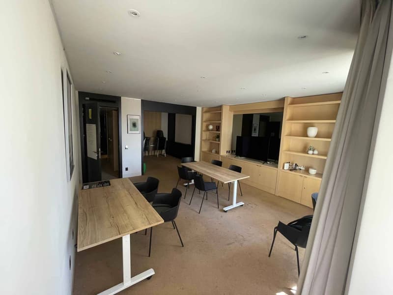 Bureau 158m2 - Vieille-Ville (8)
