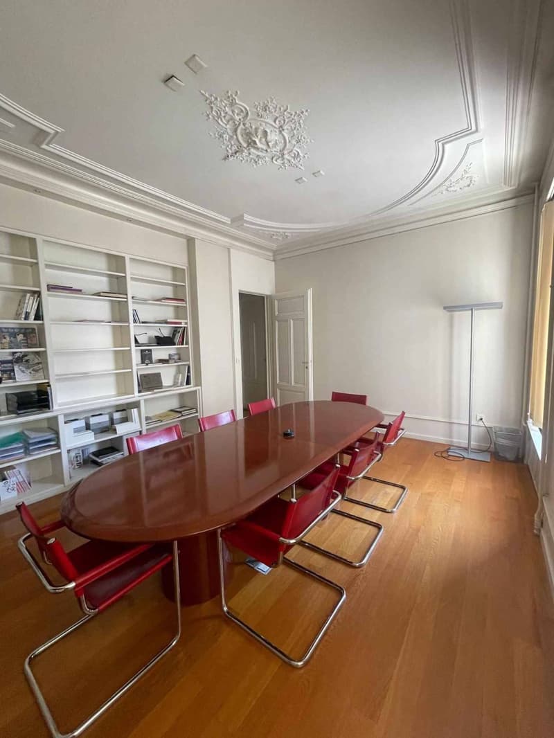 Bureau à louer quartier des bastions - 25 m2 (3)