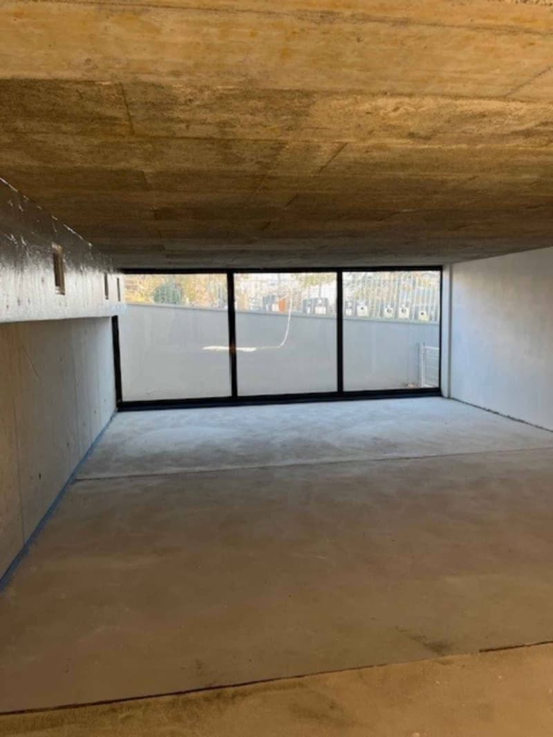 Satigny  Surface brute de 212 m² à aménager (3)