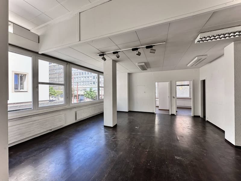 Bureaux, locaux de 128 m2 à louer à la Chaux-de-Fonds (2)