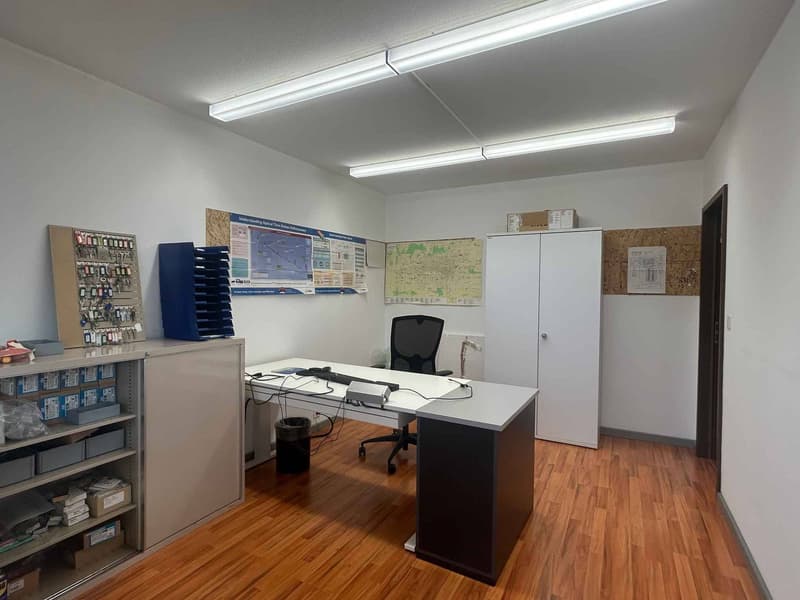 Bureaux, locaux de 51 m2 à louer à la Chaux-de-Fonds (2)
