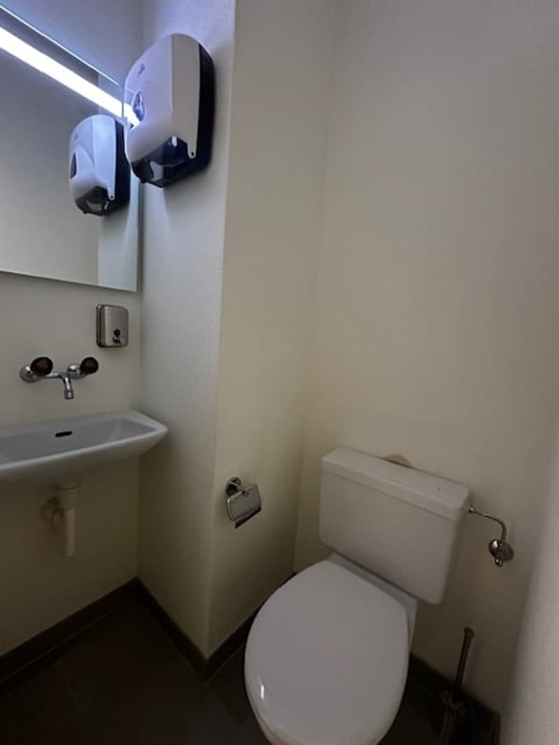 Spacieux appartement 4.5 pièces avec balcon et parking à Delémont (20)