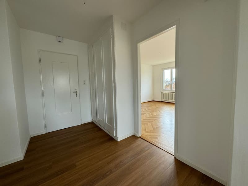 Appartement 4 pièces rénové avec balcon à Porrentruy (2)