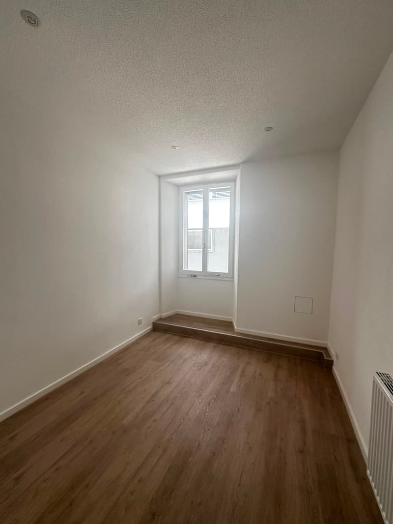 Neue 2-Zimmer-Wohnung in Bévilard (4)