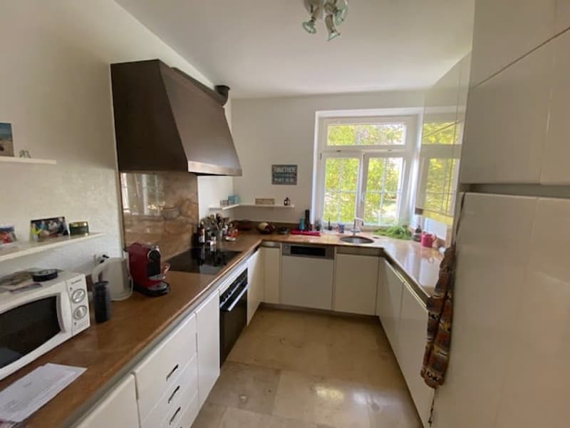 Spacieux appartement de 4.5 pièces avec 2 balcons à Delémont (1)