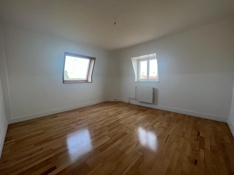 Appartement lumineux de 4.5 pièces à Courgenay (4)
