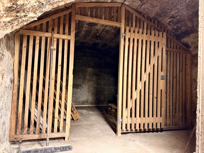 Cave voûtée dans la vieille ville de Solothurn (3)