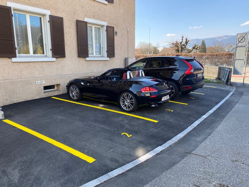 Parkplatz zu vermieten in Solothurn (Vorstadt) (1)
