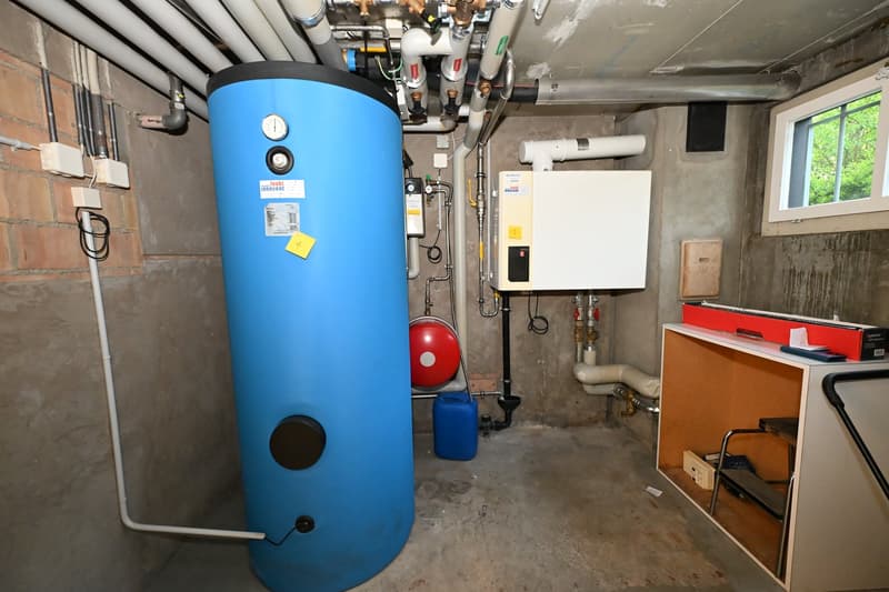Grosszügige 5-Zimmer-Wohnung mit Garage an exklusiver Lage auf dem Bruderholz (21)