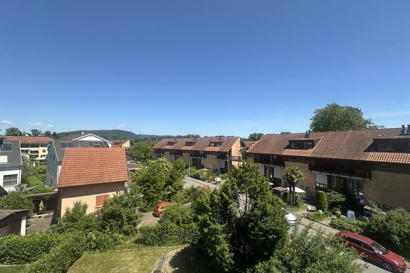 Modern wohnen auf zwei Etagen – attraktive Maisonettewohnung in Birsfelden (9)