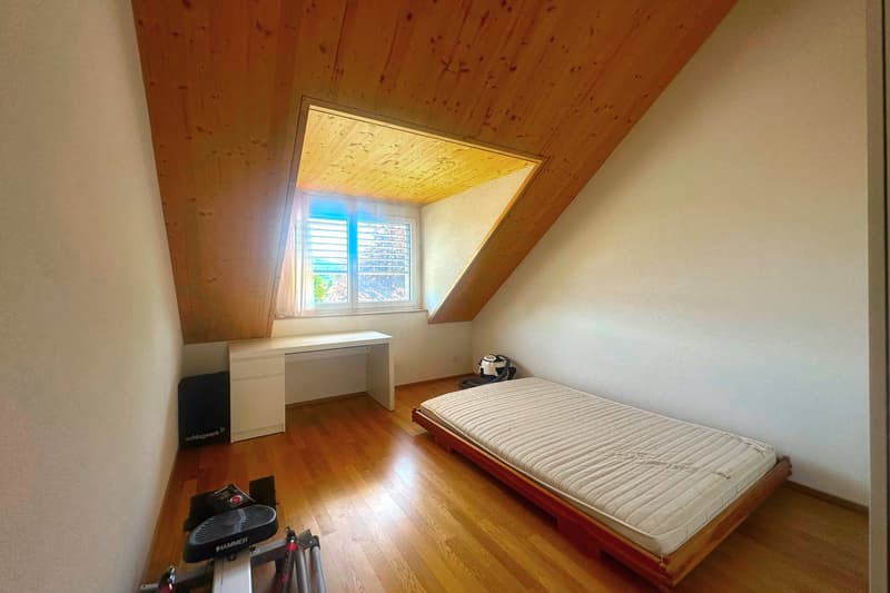 Modern wohnen auf zwei Etagen – attraktive Maisonettewohnung in Birsfelden (16)