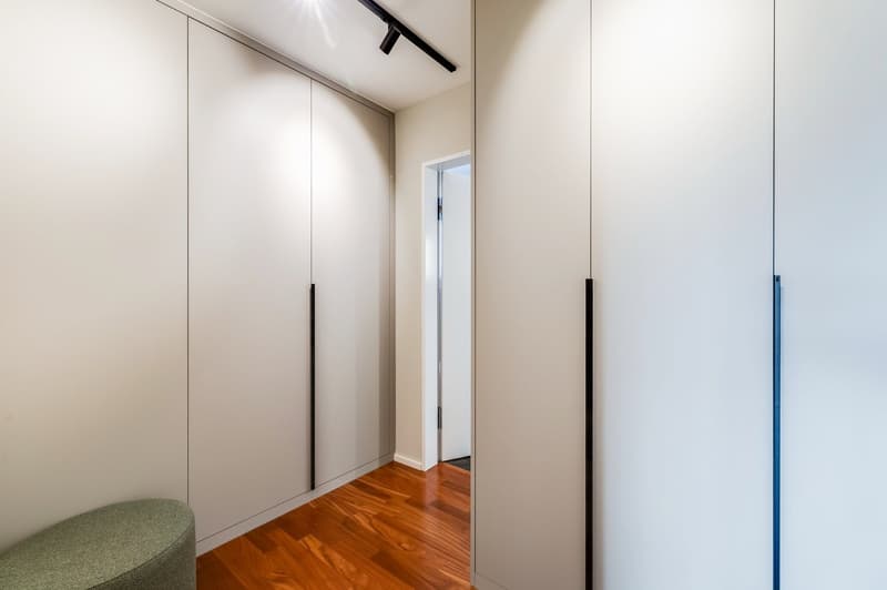 Exklusive 4,5-Zimmer-Wohnung mit direktem Liftzugang an bester Lage in Allschwil (12)
