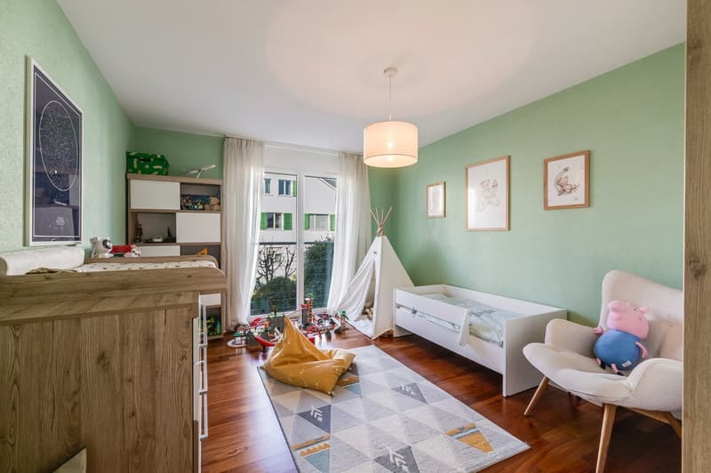 Exclusive 4.5-Room Apartment with Private Lift Access in a Prime Allschwil Location (14)